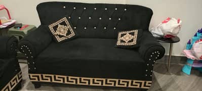 4 seater sofa set with center table