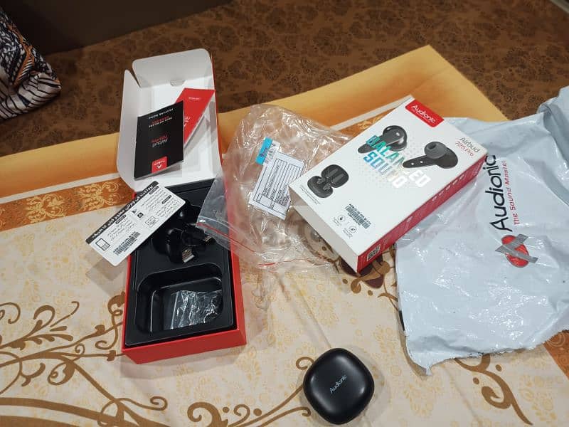 audionic 725 pro on day use only web said price 4400 8