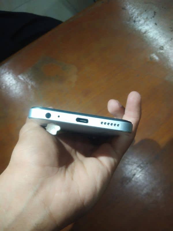 Tecno spark go 1.10 by 10 condition 2