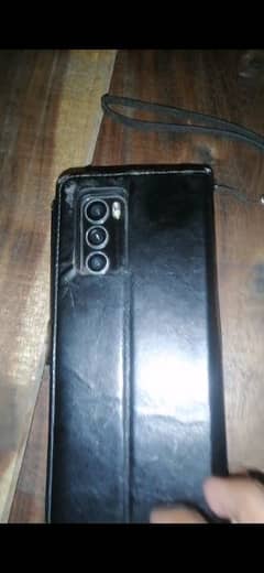LG Wing 8.256gb ha non pta ha ufone sim chalti ha aik spot ha read add