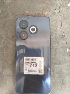 infinix smart 8  4/64 Charge Sath hai Box gum ho gya