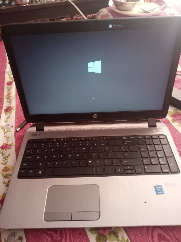HP Intel inside Core i3 5th generation 8/128 0