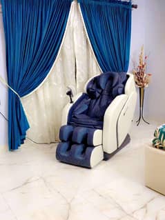 comfortable chair for manicure pedicure and good condition