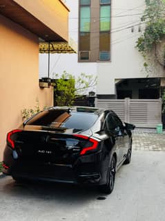 Civic 2018 UG red meter
