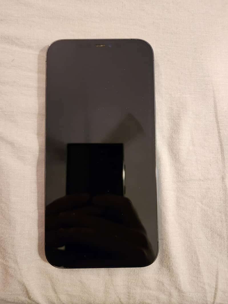 12 Pro Max. 10/10 Condition. With Box. 1