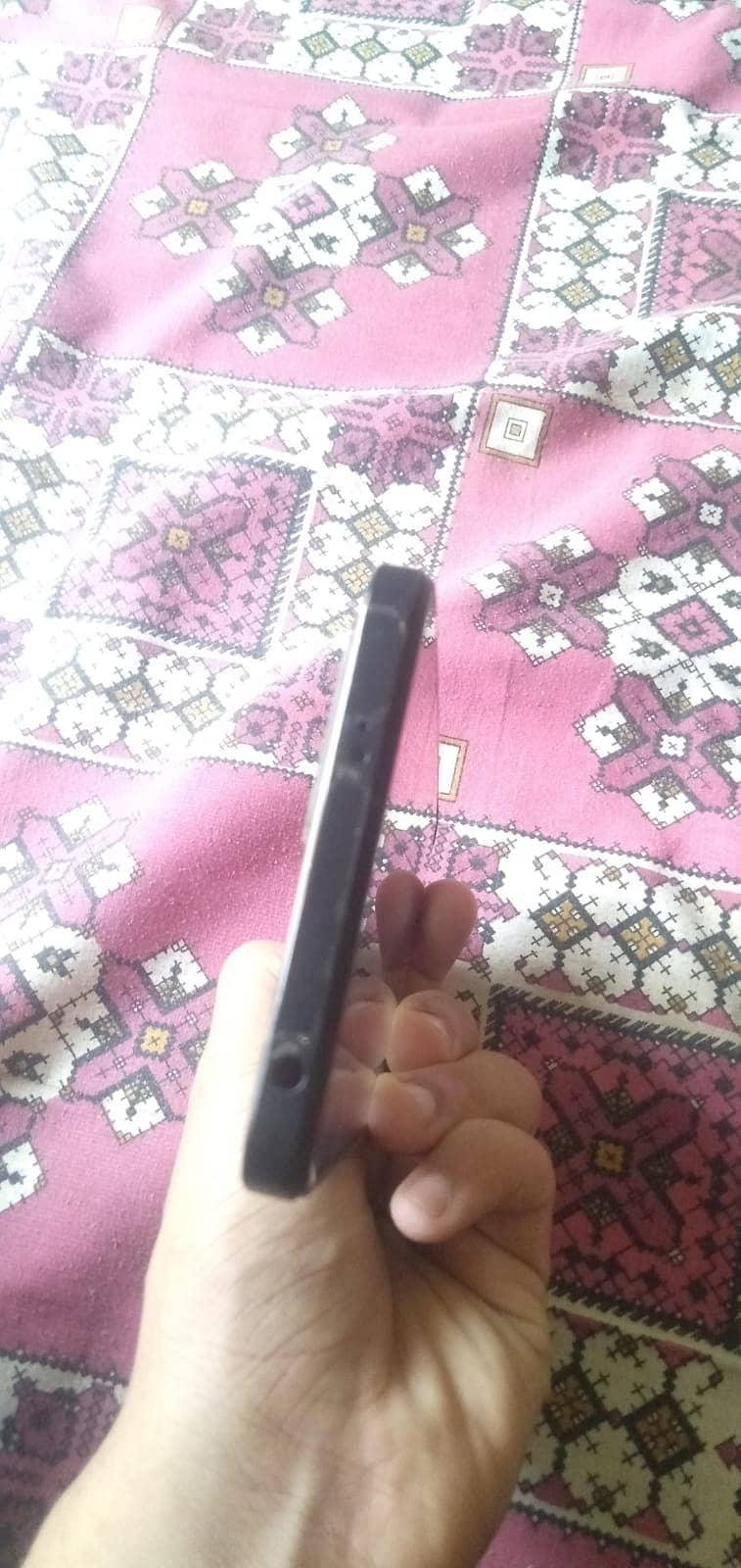 Redmi note 12. Only screen's cracked, else it is working and original. 7