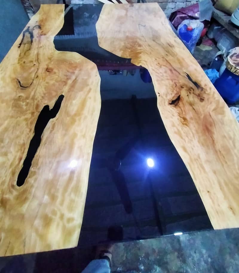 epoxy resin luxury dinning tables contact 033.287. 098.77 11