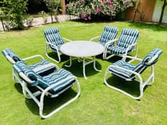 6 Miami Lawn Chairs with Round Table