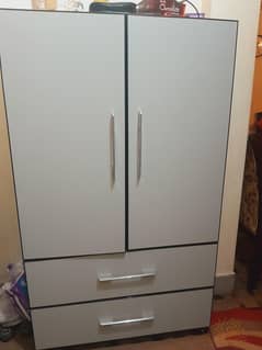 kids wardrobe