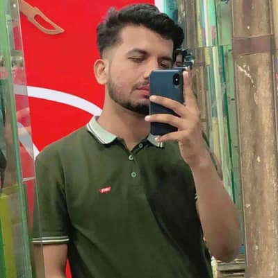 Zeeshan 