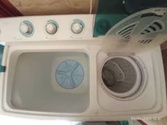 Double tub semi auto washing machine