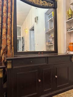Dressing Table For sale