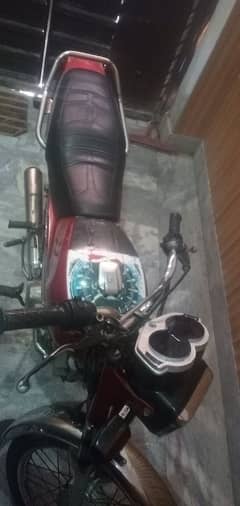 Yamaha janoon 100 4stroke 03019758593. what's up