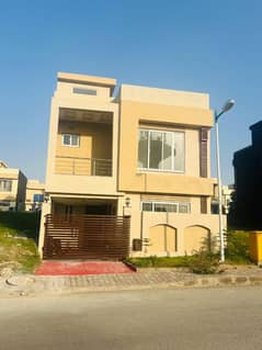 BRAND NEW 5 MARLA HOUSE FOR SALE BAHRIA TOWN PHASE 8