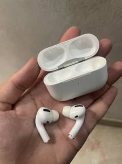 Apple airpods pro 1st generation