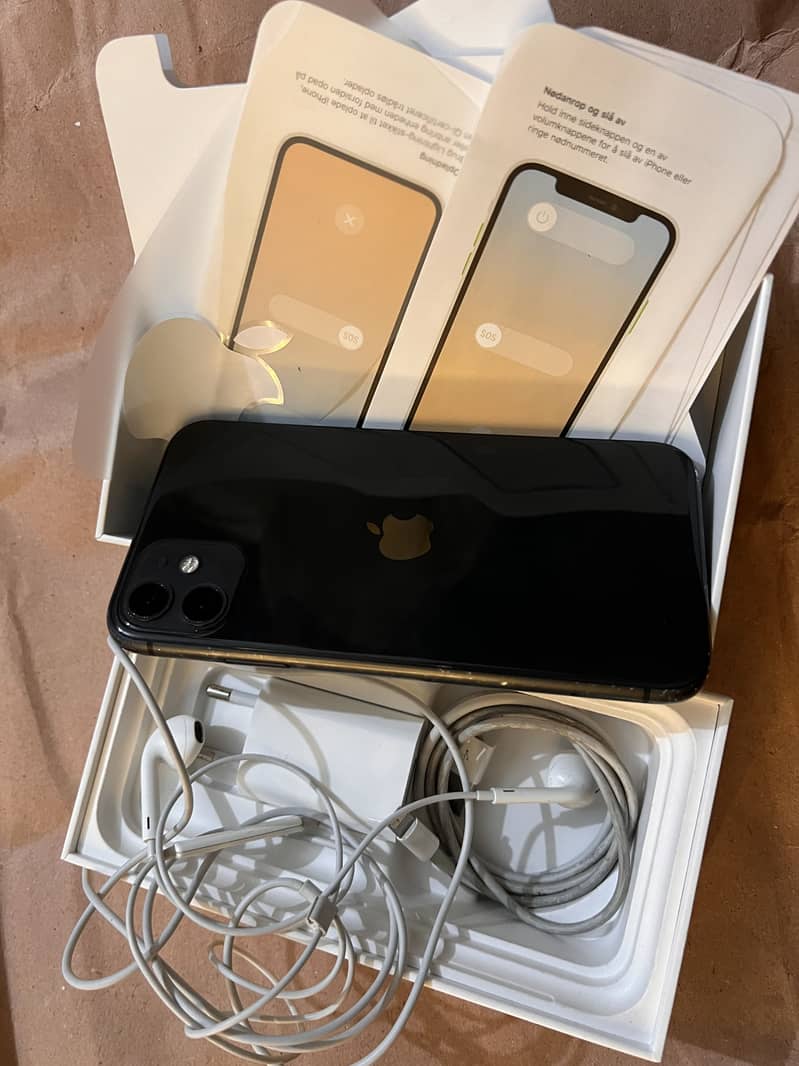 iphone 11 128GB non Pta Zong Sim Working Lifetime waterpack with Box 12