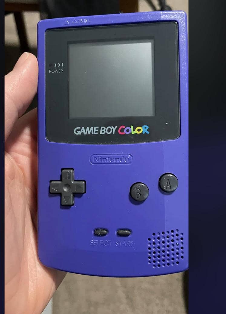 GameBoy Color (WANTED) 1