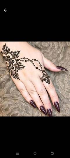 Mehndi expert