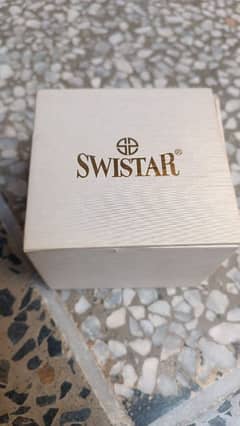 SWIS STAR KI WATCH BILKUL NEW HA