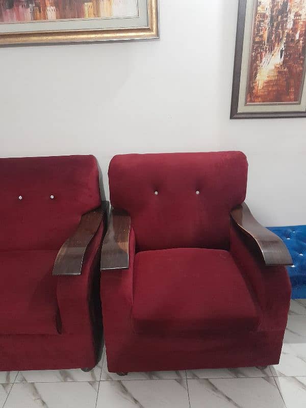 7 seaters sofa set and curtains and table 3