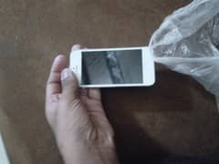 fully damaged phone 2 iphone 5 or 1 Samsung price down ho gye gi