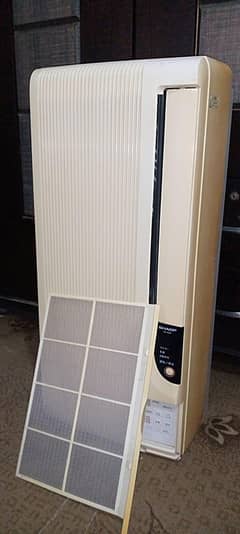 SHARP 110v japanese Ac mint condition