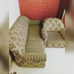 5 seater sofa good condition home use just 1 season 03047922950