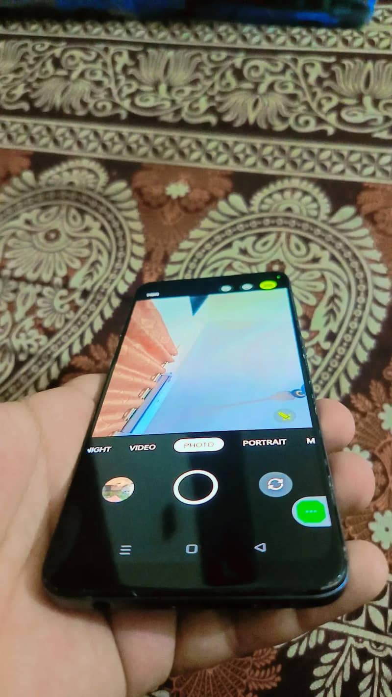 this is oppo f17 phone new condition mobile no problem in mobile 1