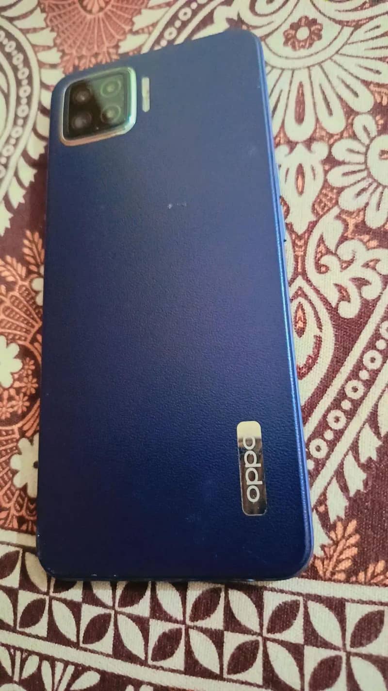 this is oppo f17 phone new condition mobile no problem in mobile 6