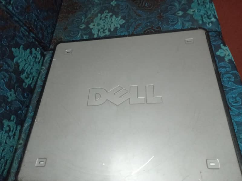 intel  core 2 duo e8500 with 4 GB ram ddr3 (80 GB HDD) 3.00 Ghz speed 2
