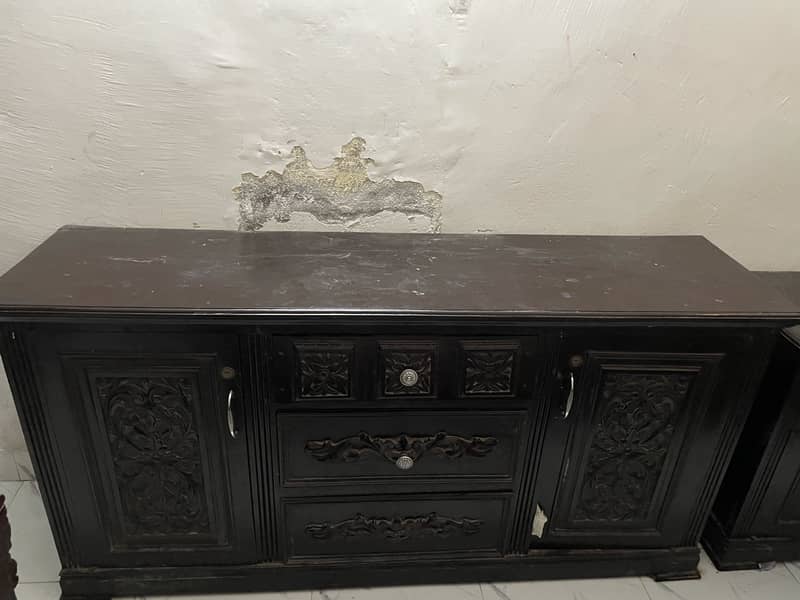 Double bed with side table and dressing table without mattress 4