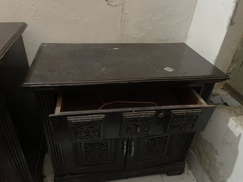 Double bed with side table and dressing table without mattress 6