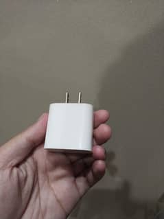 Iphone adapter c type 20 Watt. .