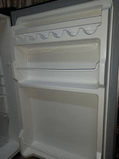refrigerator dawlence