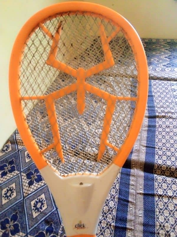 02 mosquito racket like new one 0