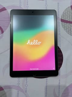 iPad 6th generation 32gb 10/10 condition