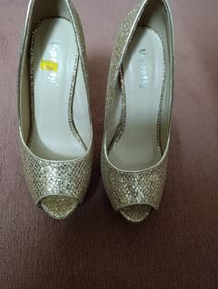 Pencil Heels Formal