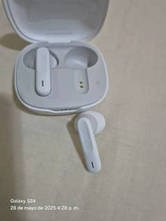 JBL Wave Flex True Wireless Earphones – White