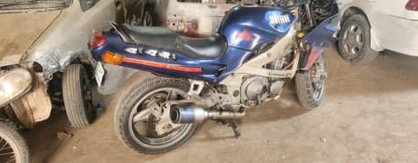 kawasaki zzr 600