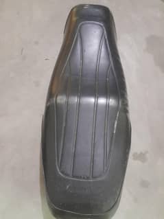 seat for cd 70 new model with mat. cover