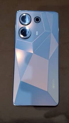 Tecno common 20