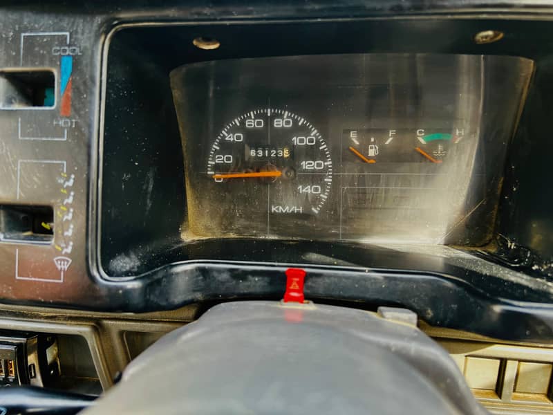 Suzuki Mehran VXR 2014 9