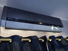 GREE  1.5 TON INVERTER AC