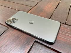 11 pro factory unlock 64gb condition 9/10