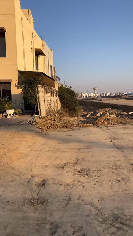5 Marla On Ground Open Form Without Tax Plot For sale Direct Approach from 80 Feet Eastern Ext 2