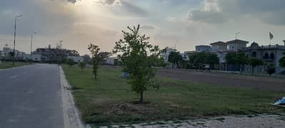 Prime Location 5 Marla Residential Plot In Park View City Of Lahore Is Available For Sale