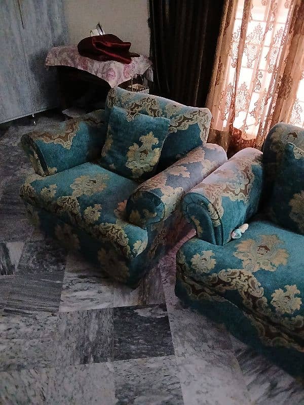 Sofa set with table 2