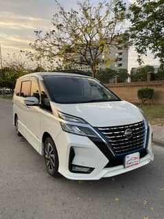 Nissan Serena highway star