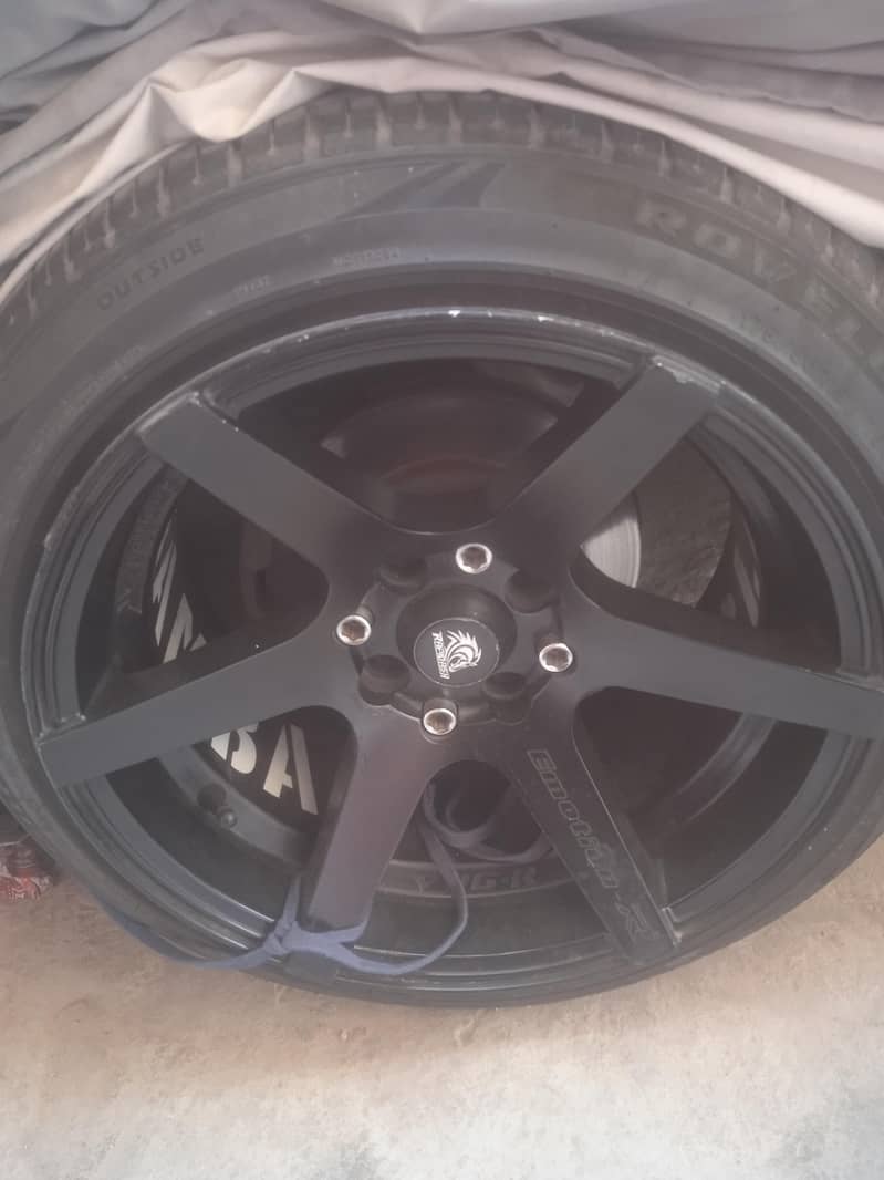 i Wana sell emotion R 15 allowrim and low profile tyre condition 10/10 0
