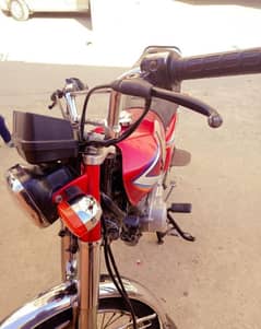 Honda 125 2016 Assalamu Alaikum 03296428873 my WhatsApp number